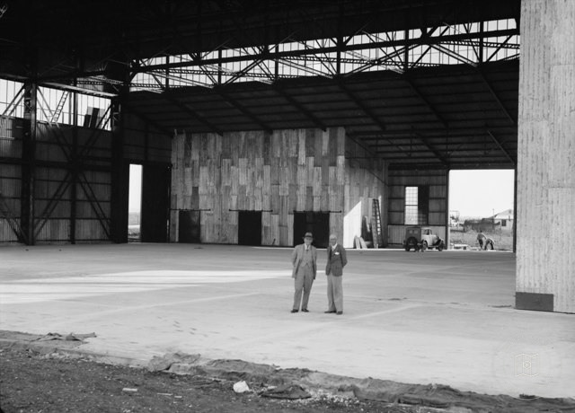 Lid — Tarihî hangar · 2