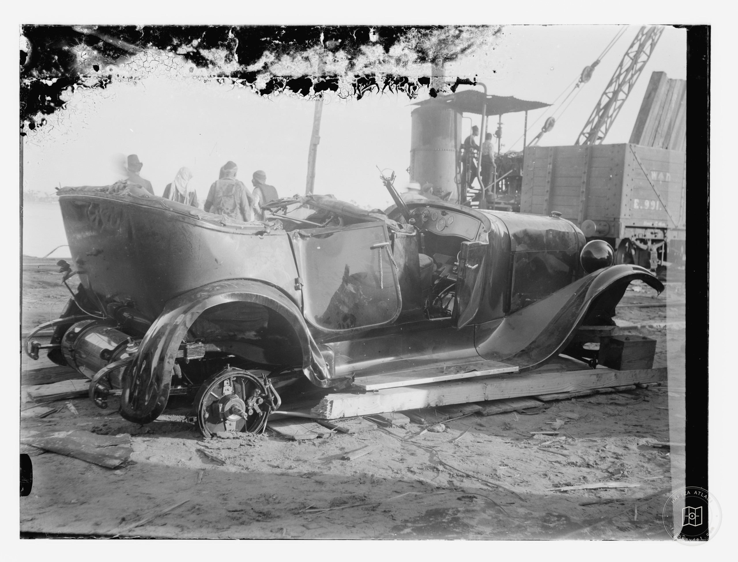 Unloading Dodge auto at Jaffa