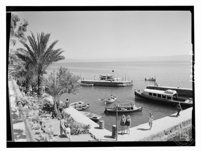 Taberiye — Göl kıyısındaki tesis