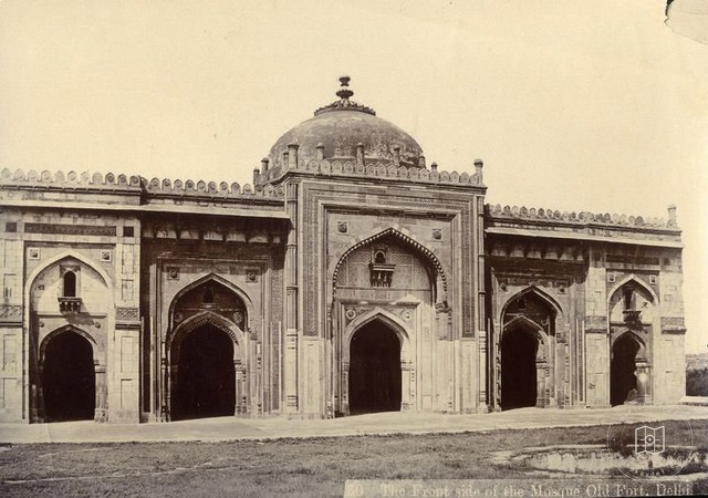 Delhi — Qila-i Kuhna Mosque