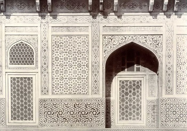 Agra — Mausoleum of Itimad-ud-Daulah