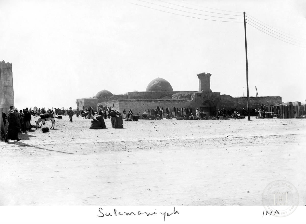 Halep — Sultaniye Medresesi ve meydan