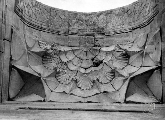 Aleppo — Kamiliyya Madrasa — muqarnas detail