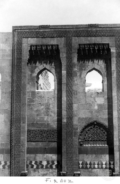 Aleppo — Rajab Pasha House — courtyard facade