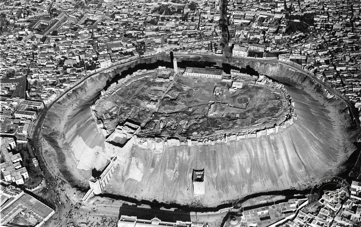 Aleppo — Aerial view of the citadel