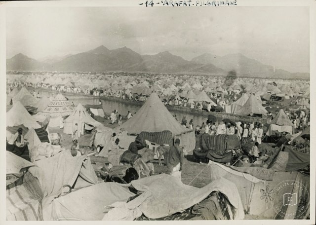 Arafat’ta hacı çadırları