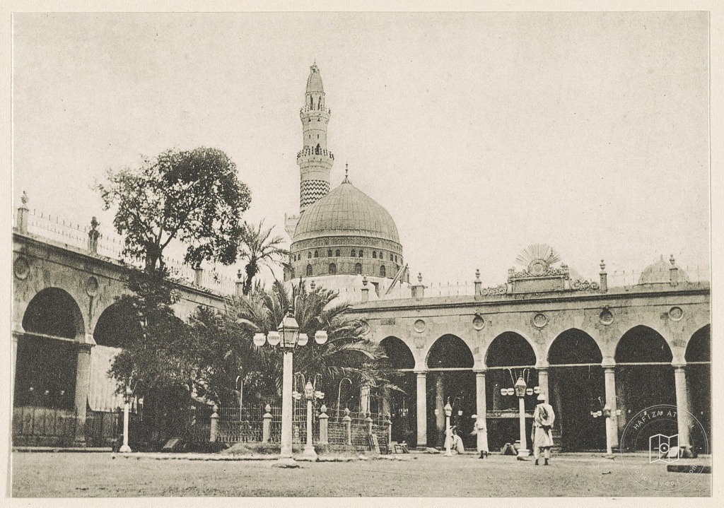 Southeastern corner of the courtyard of the Prophet’s Mosque