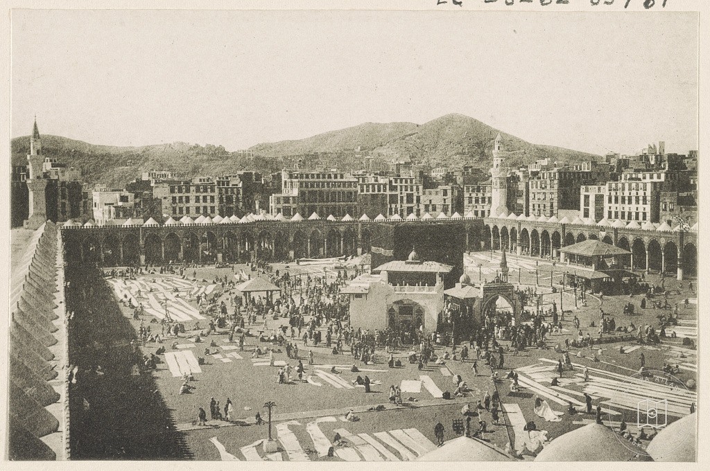 The Sacred Mosque, Zamzam and the Kaaba from the eastern minaret
