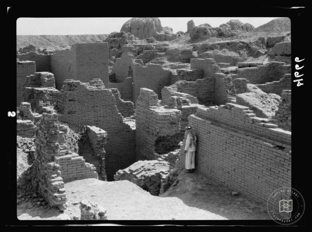 Babil — Saray kalıntıları arasında
