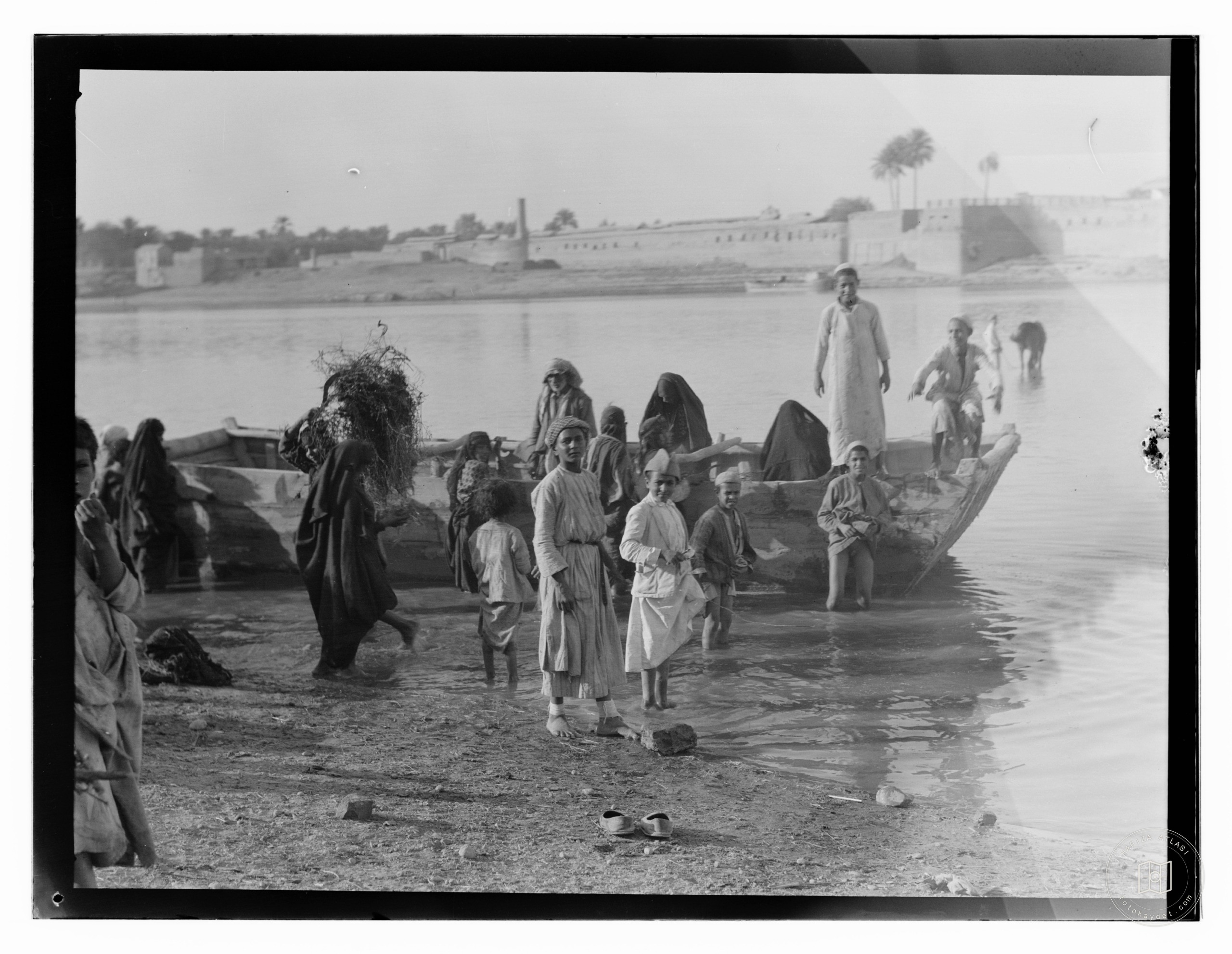 Irak — Nehir tekneleri · 4