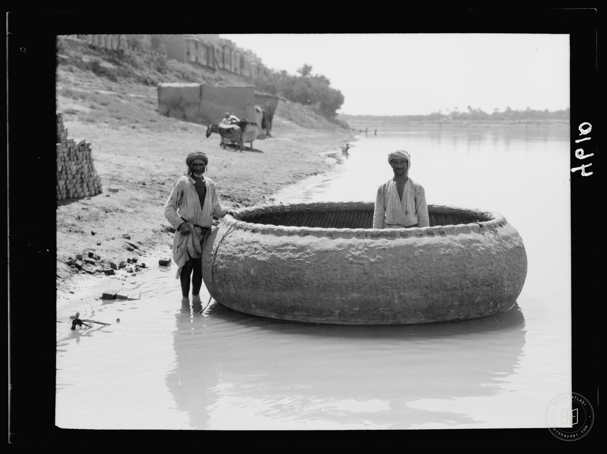 Baghdad. The Tigris. Close up of a ghuffa. Freshly tarred and "riverworthy"