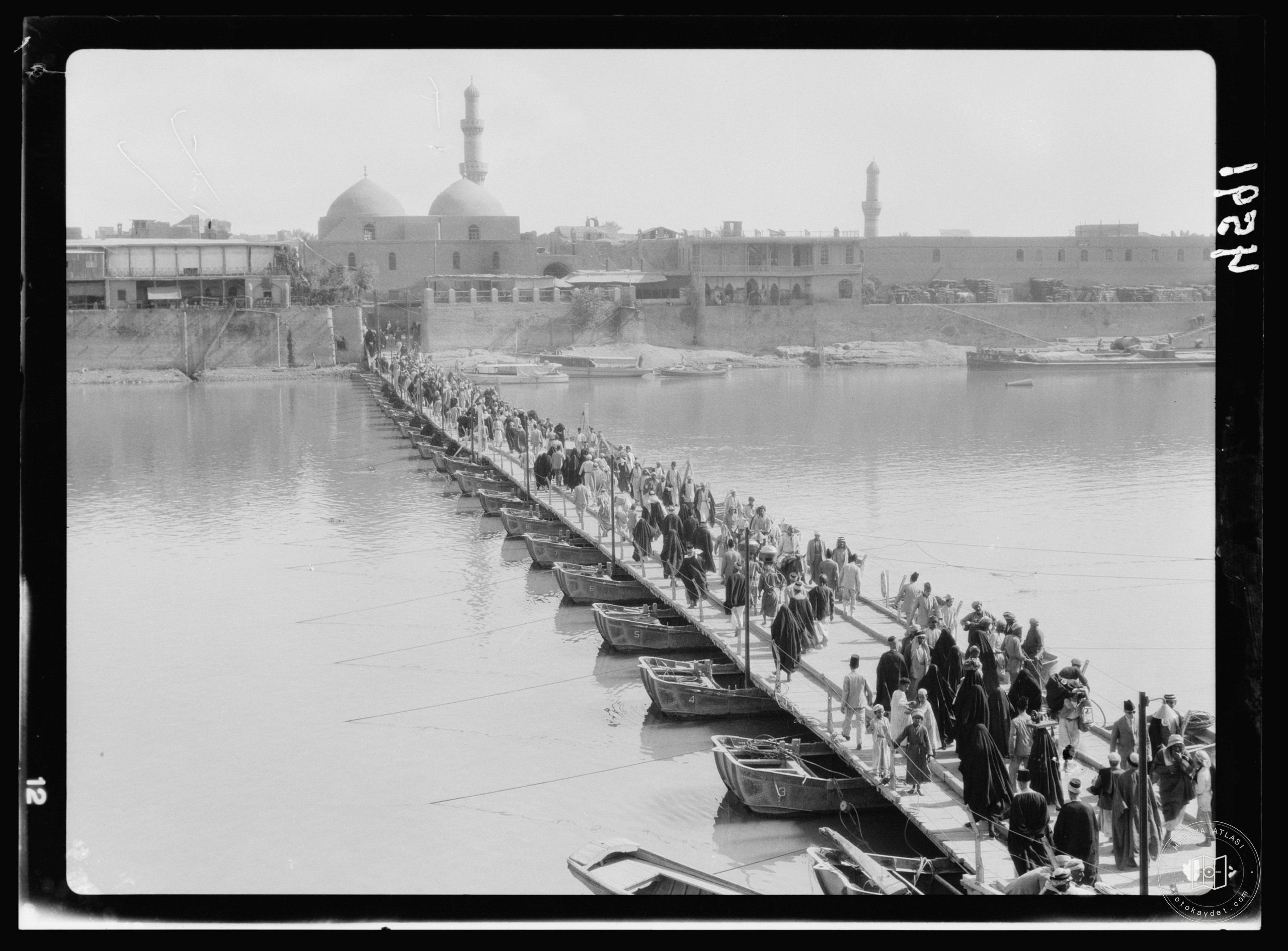Bağdat — Dicle üzerindeki Katah Köprüsü · 7
