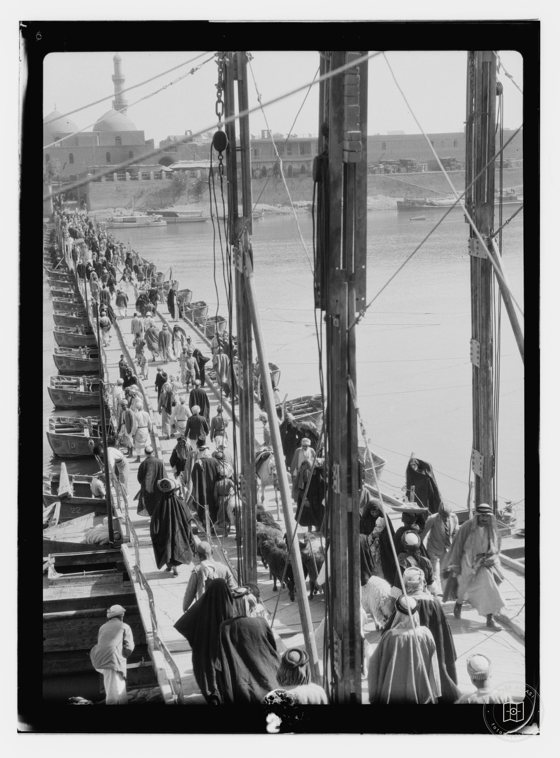 Baghdad. The Katah Bridge. Over the Tigris River looking N