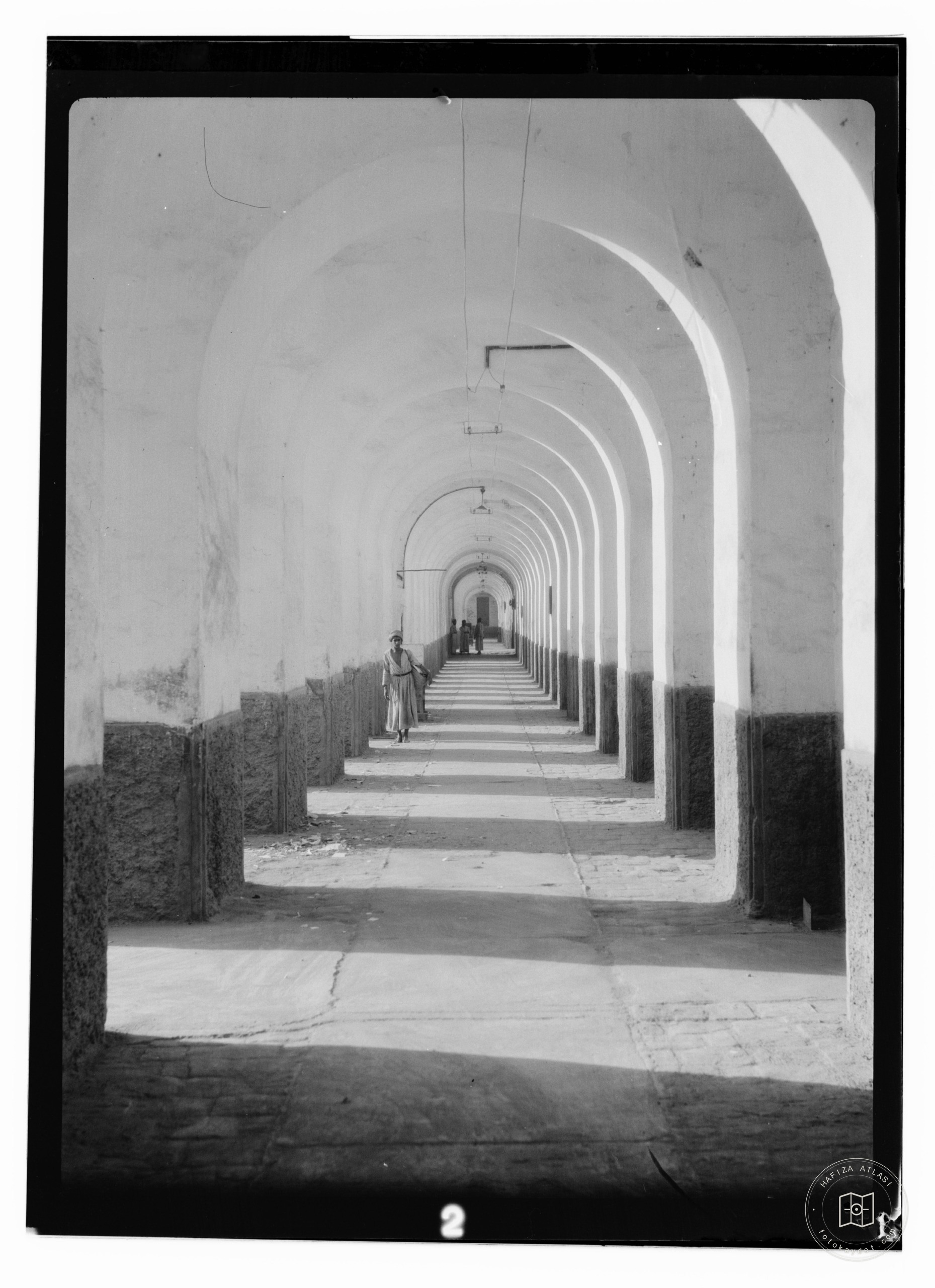corridor & figures