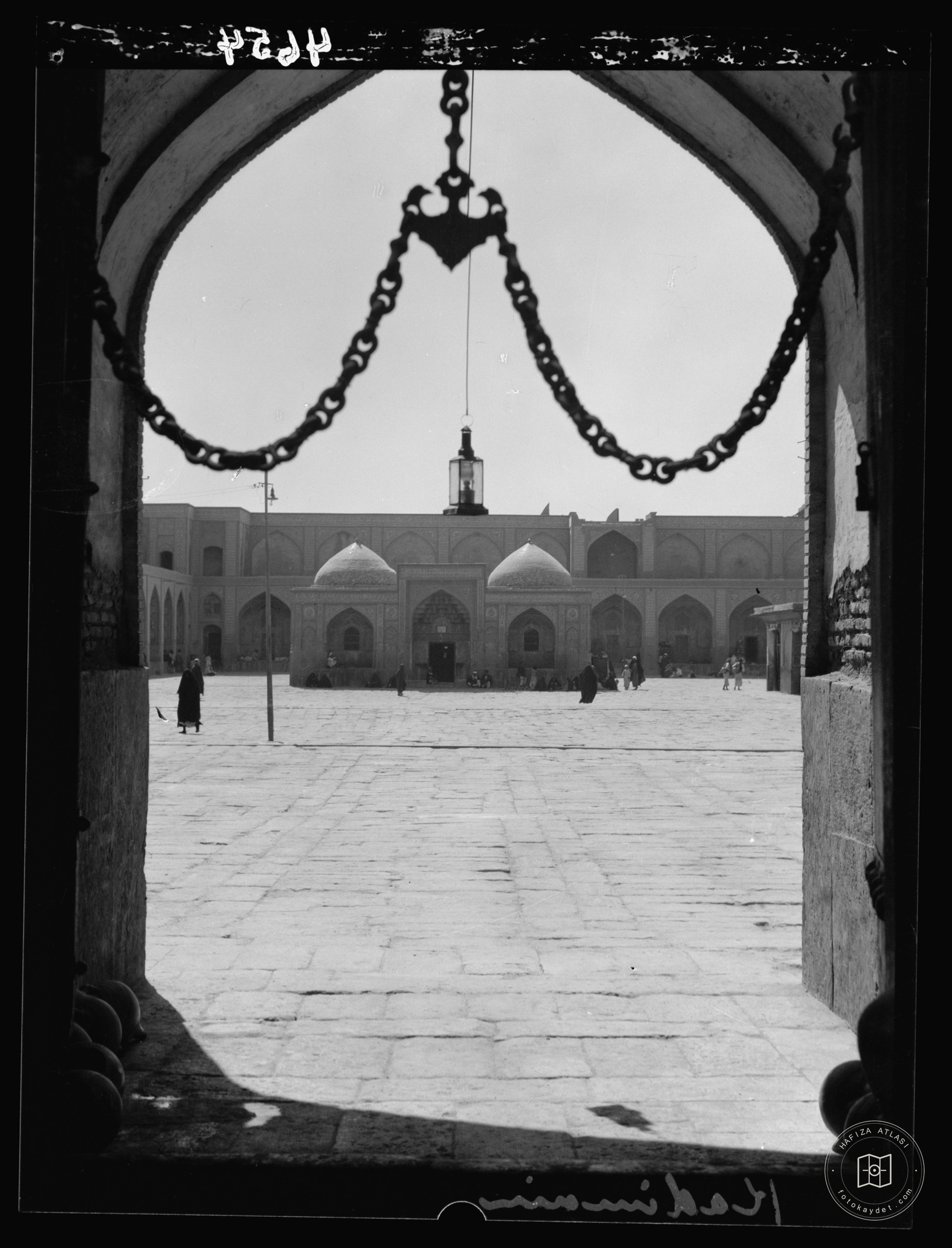 Kadimain, third holy city of the Shite Muslims. Court of the mosque