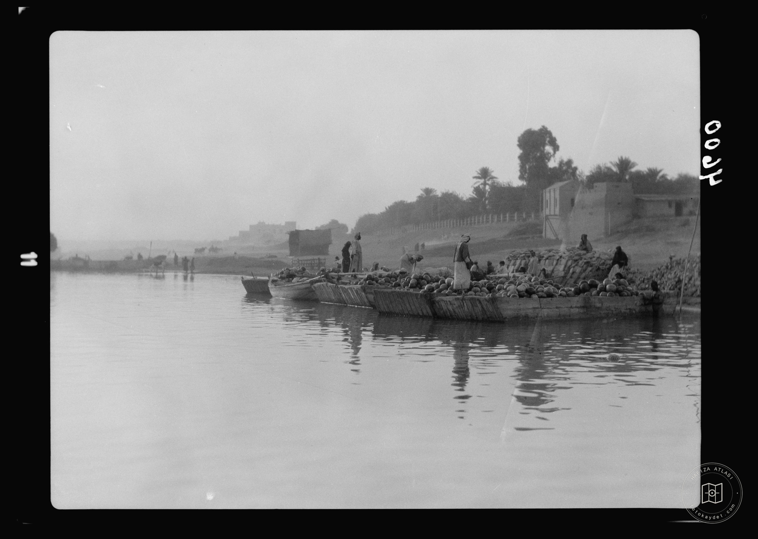 Baghdad. Melon barges. Along the Tigris banks
