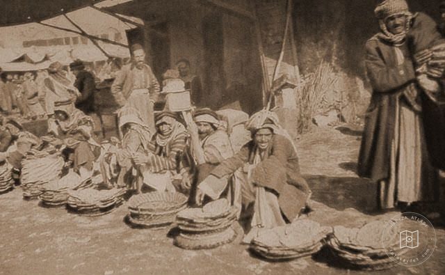 Iraq — Suq al-Khubur bread market