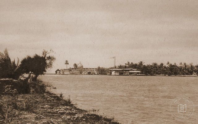 Iraq — Ezra's Tomb on the Tigris