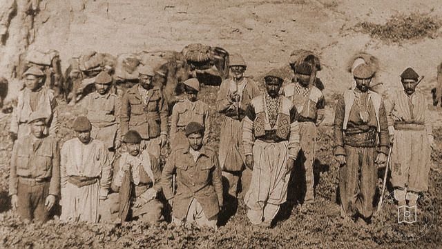 Iraq — Group of Assyrian mountaineers