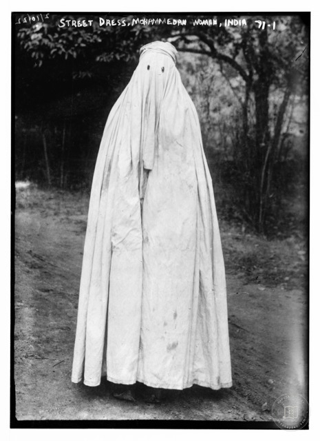 Woman in outdoor dress in India