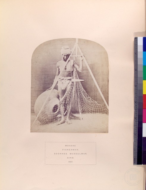 Fisherman with an empty net in Sindh