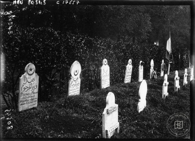 Graves of Muslim soldiers in Bagneux Cemetery