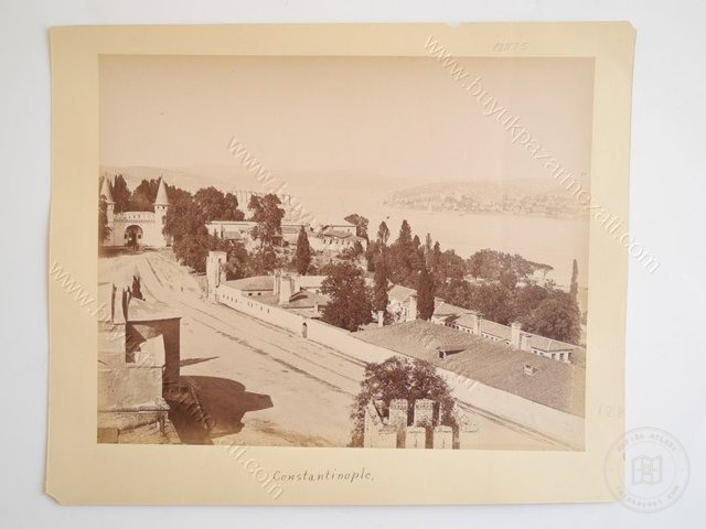 Topkapı Sarayı — View from the archive