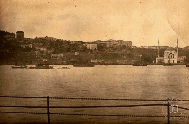 Dolmabahçe and Çırağan — View from the archive