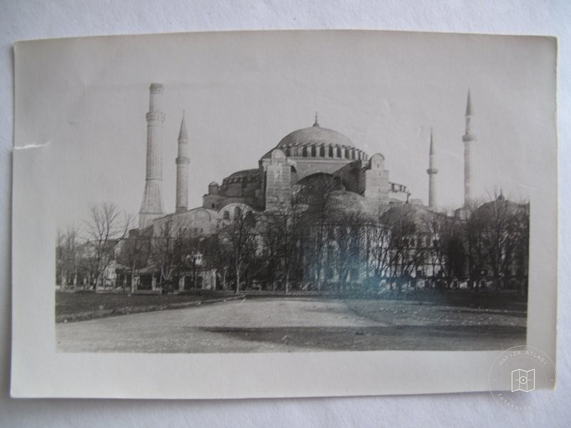 Ayasofya — Arşivden bir görünüm