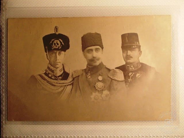 Hanedanlar — Portre / Kişi Görseli