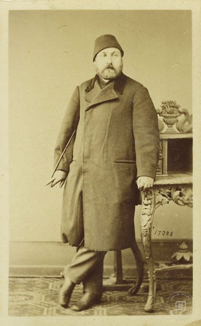 Nazır İzzet Bey