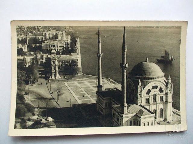 Dolmabahçe and Çırağan — Archive image
