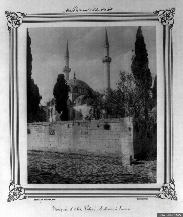 Atik Valide Sultan Mosque