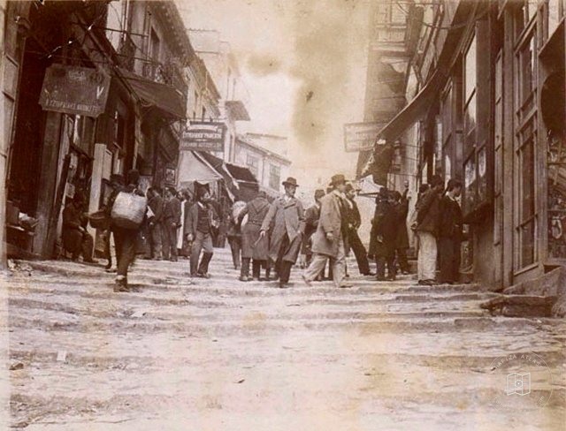 Karaköy — Arşivden bir görünüm