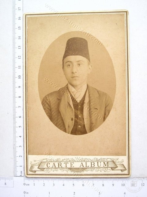 Portreler ve Yaşam — Portre ve kişi arşivi