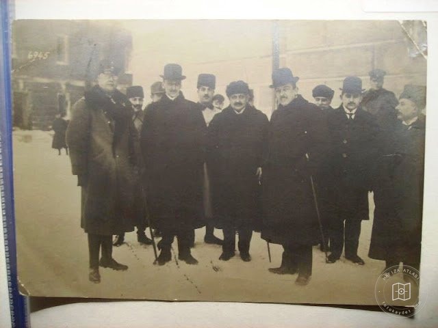 Tarihî Kişiler — Portre / Kişi Görseli