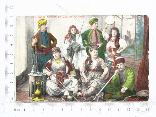 Kadınlar — Arşivden bir görünüm