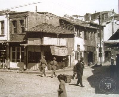 Üsküdar-Balıkçılar Çarşısına Giriş