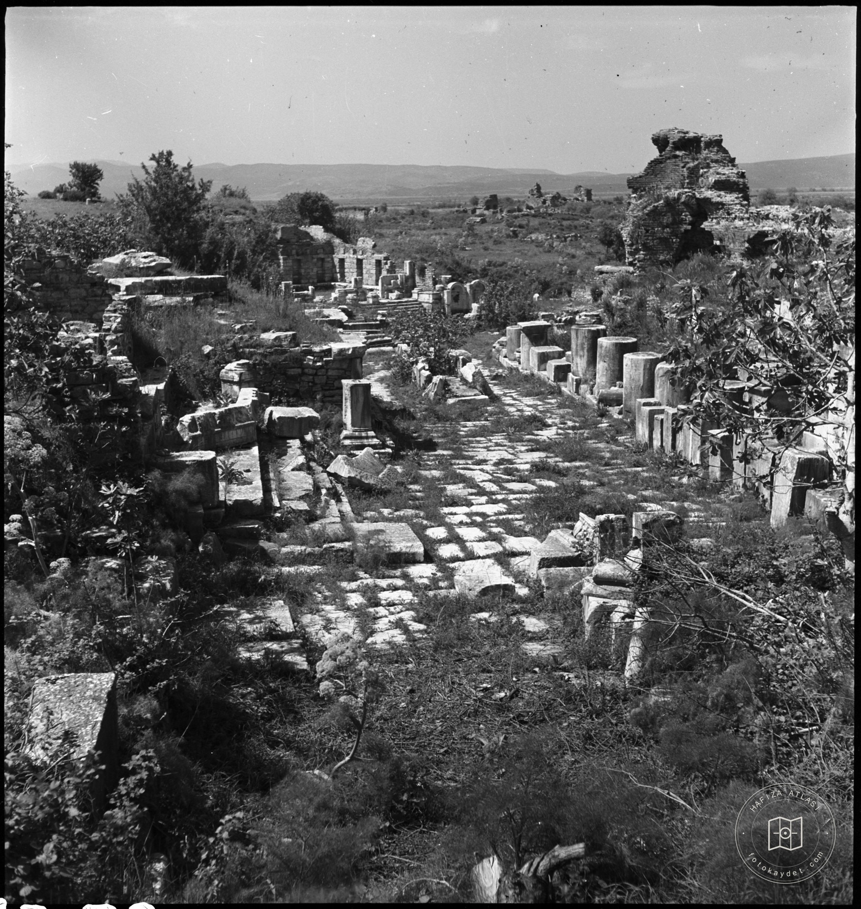 Tarihî Kent ve Yapı Görünümleri — Arşiv kaydı