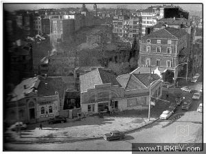 Taksim Ayaspasa road-vakıflar bank