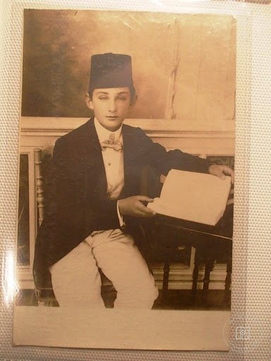 Hanedanlar — Portre / Kişi Görseli