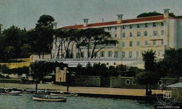 Sumer Palace