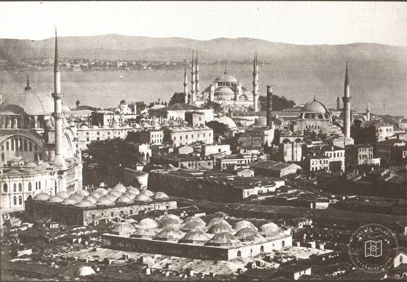 Nur-İ Osmaniyecamii ve Kapalı Çarşı