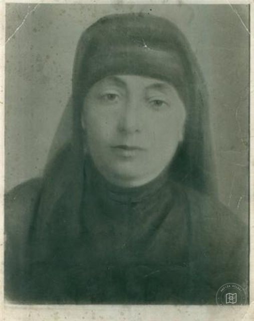 Akifin Eşi İsmet Hanım