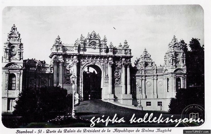 Istdolmabahce Palace Kapisi