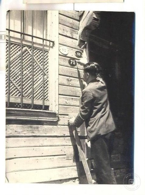 Ev Hane Numara Plakaları Değişirken Fotoğraf