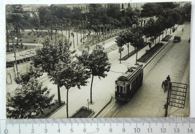 Taksim — Arşivden bir görünüm