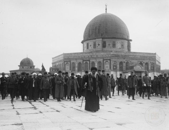 Turkish Officers Visiting The Dome Of The Rock