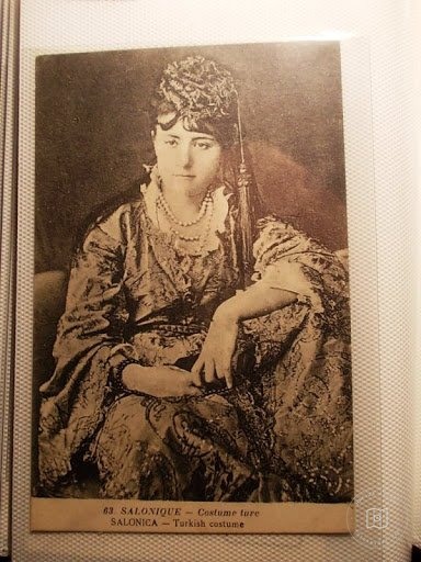 Kadınlar — Arşivden bir görünüm