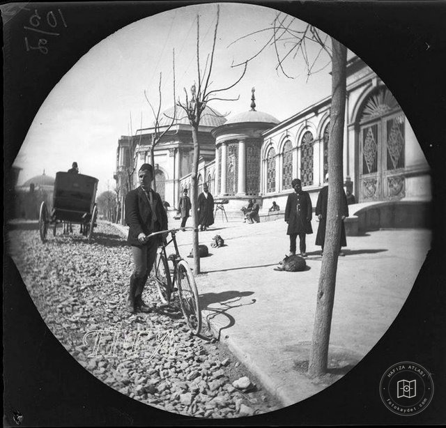 Çemberlitaş — View from the archive